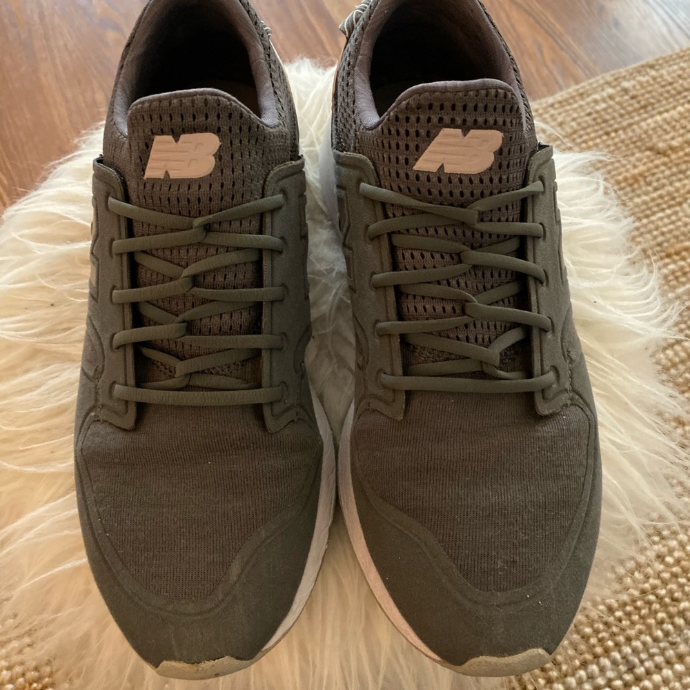New Balance Sneakers